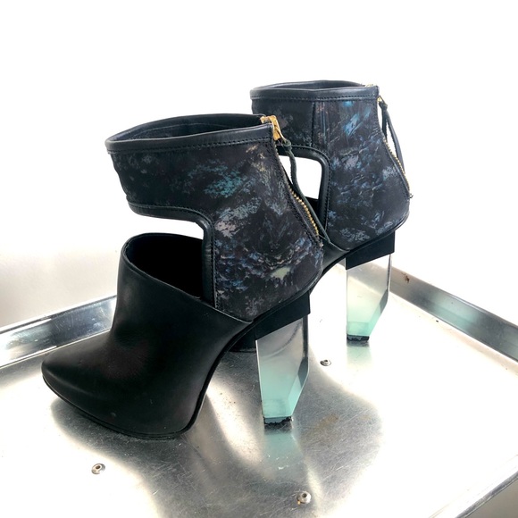 Miista Debora Cutout Leather Ankle Boots Black/blue/turquoise heel, Size 36 - Picture 1 of 7